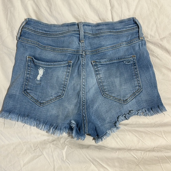 HOLLISTER Jean Shorts - Picture 3 of 4